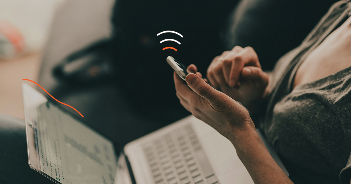 O que é o throttling e porque a sua internet fica lenta quando viaja?